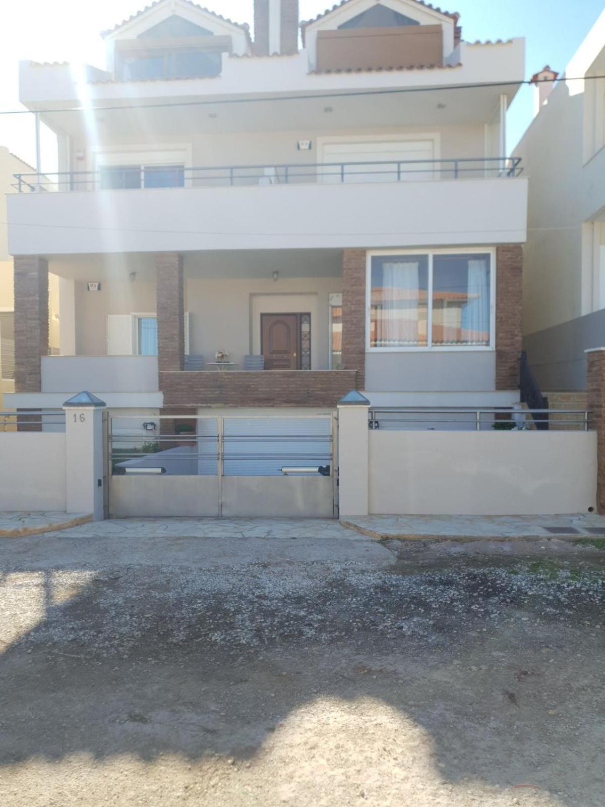 Surf House Villa Artemida  Exterior photo